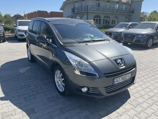 Peugeot 5008
                            2010г. в рассрочку
