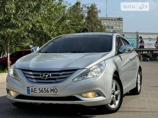 Hyundai Sonata 2011г. в рассрочку