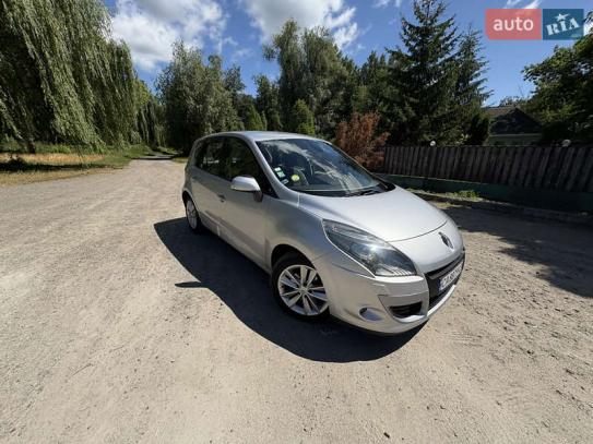 Renault Scenic
                          2010г. в рассрочку