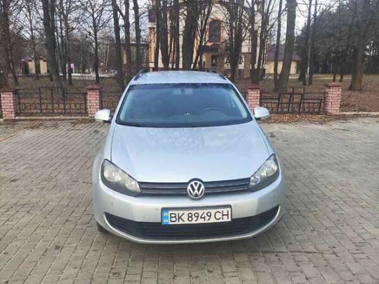 Volkswagen Golf
                            2009г. в рассрочку