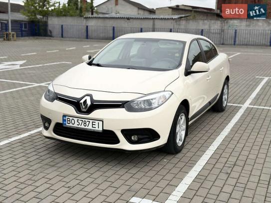 Renault Fluence                         2013г. в рассрочку
