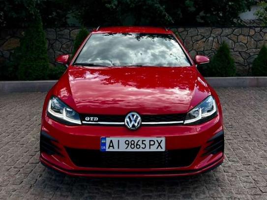 Volkswagen Golf                            2017г. в рассрочку
