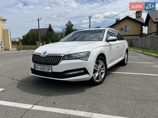 Skoda Superb                          2019г. в рассрочку