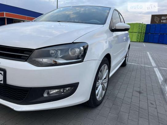 Volkswagen Polo 2010г. в рассрочку