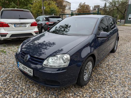 Volkswagen Golf 2007р. у розстрочку