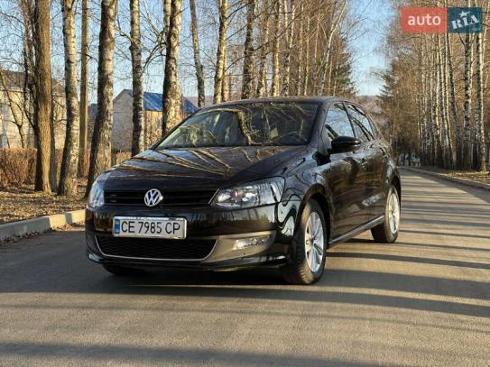 Volkswagen Polo                            2011г. в рассрочку