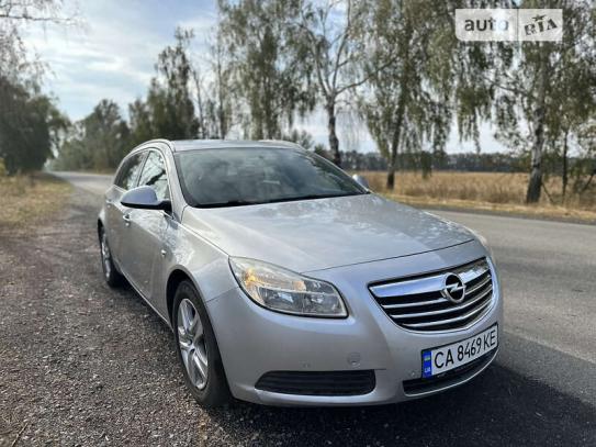 Opel Insignia 2009г. в рассрочку