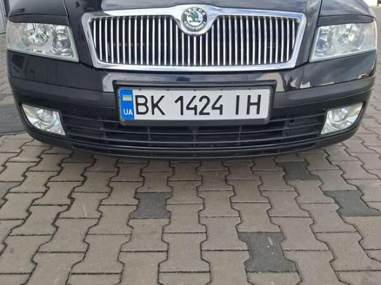 Skoda Octavia                         2005г. в рассрочку