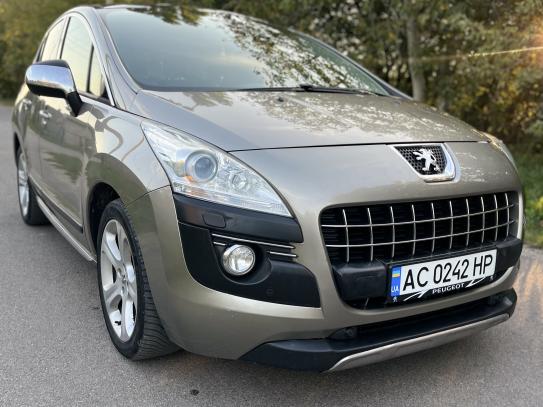 Peugeot 3008 2011р. у розстрочку