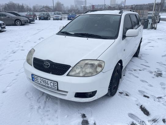 Toyota Corolla 2005р. у розстрочку