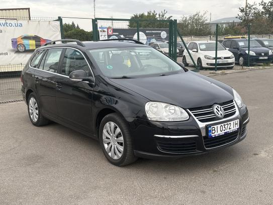 Volkswagen Golf 2008р. у розстрочку