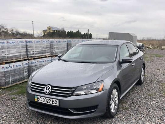 Volkswagen Passat 2014р. у розстрочку