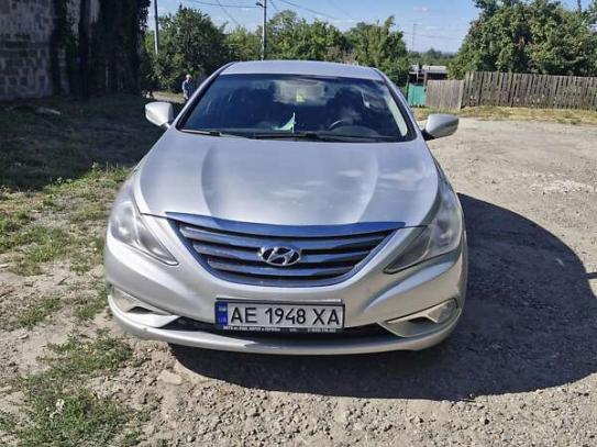 Hyundai Sonata lf 2013г. в рассрочку