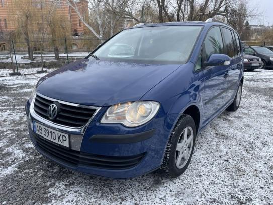 Volkswagen Touran
                          2008г. в рассрочку