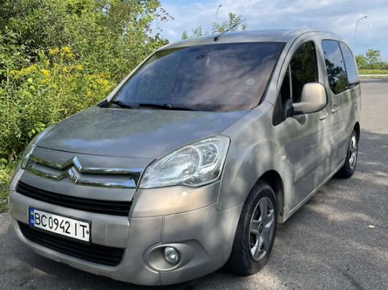 Citroen Berlingo 2008г. в рассрочку