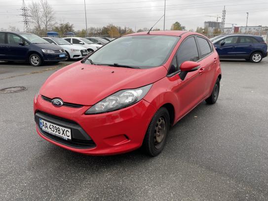 Ford Fiesta                          2012г. в рассрочку