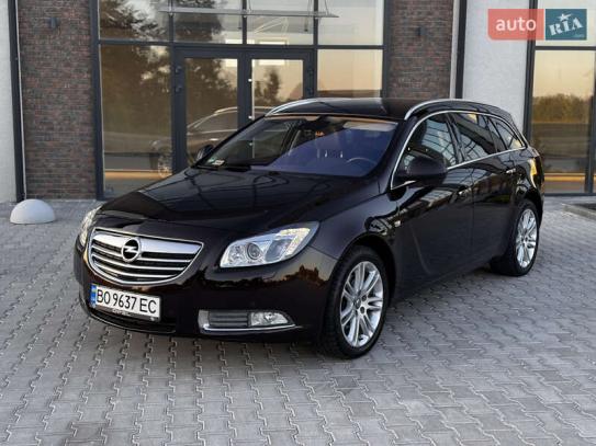 Opel Insignia
                        2010г. в рассрочку