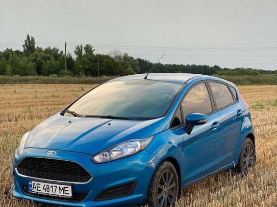 Ford Fiesta                          2016г. в рассрочку