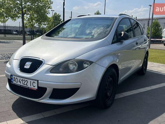 Seat Altea xl
                        2008г. в рассрочку
