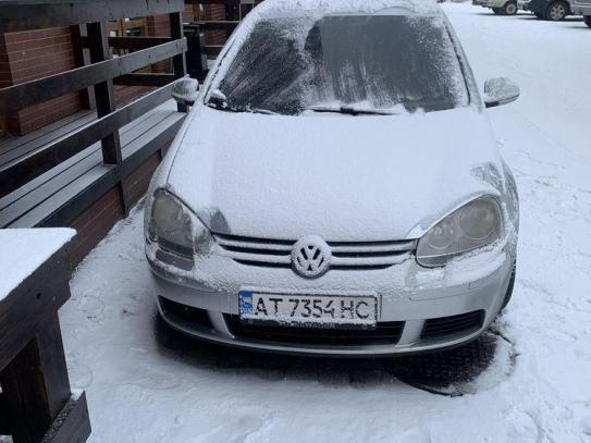 Volkswagen Golf                            2006г. в рассрочку