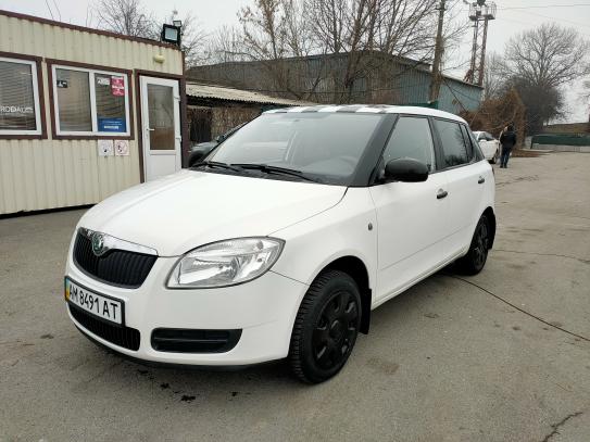 Skoda Fabia                           2008г. в рассрочку