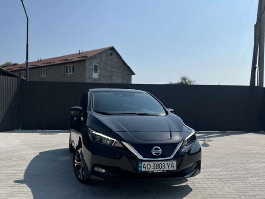 Nissan Leaf                            2019г. в рассрочку