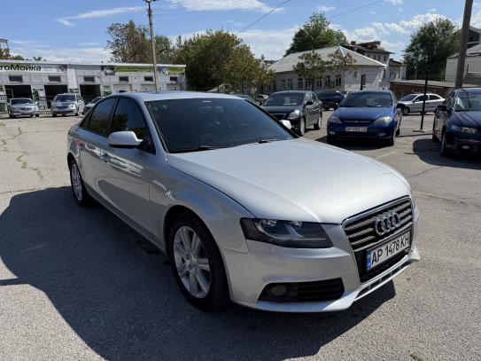 Audi A4                              2010г. в рассрочку