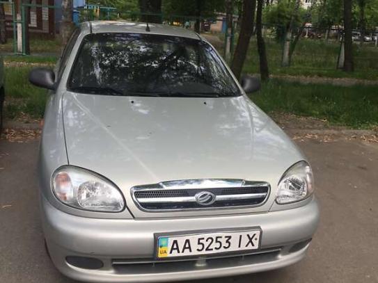 Заз Lanos 2010р. у розстрочку