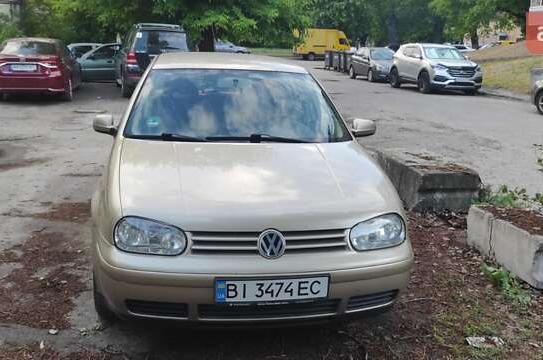 Volkswagen Golf
                            2001г. в рассрочку