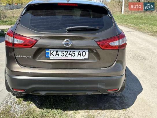 Nissan Qashqai                         2017г. в рассрочку