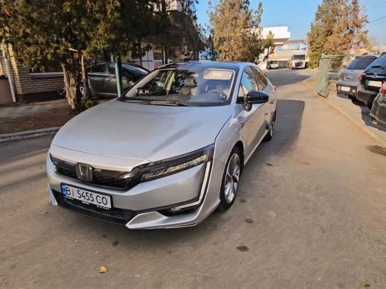 Honda Clarity 2018г. в рассрочку