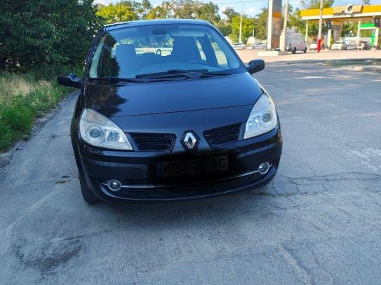 Renault Scenic ii                       2008г. в рассрочку