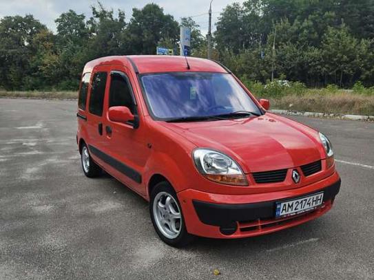 Renault Kangoo                          2003г. в рассрочку