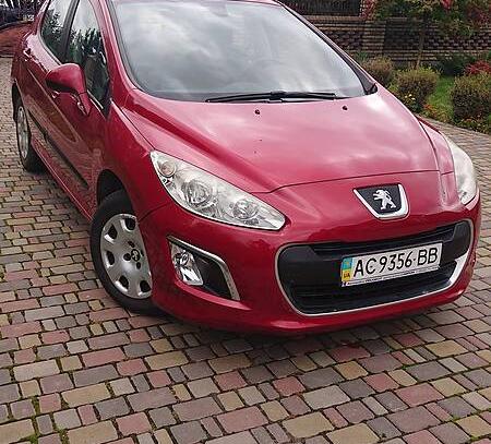 Peugeot 308 2011г. в рассрочку