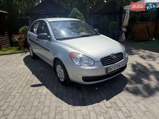 Hyundai Accent                          2010г. в рассрочку