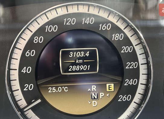 Mercedes-benz E-class
                         2012г. в рассрочку