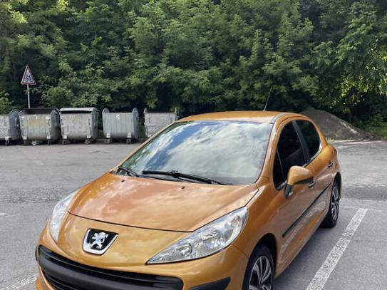 Peugeot 207 2006г. в рассрочку