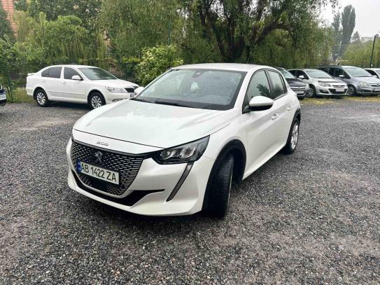 Peugeot 208
                             2020г. в рассрочку