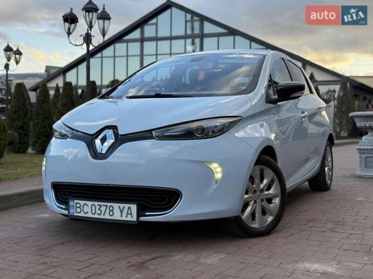 Renault Zoe
                             2013г. в рассрочку