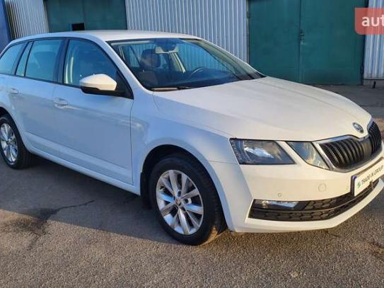 Skoda Octavia 2018г. в рассрочку