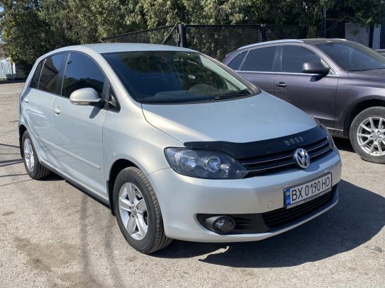 Volkswagen Golf
                            2012г. в рассрочку