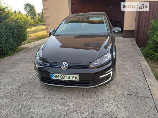 Volkswagen E-golf 2016г. в рассрочку