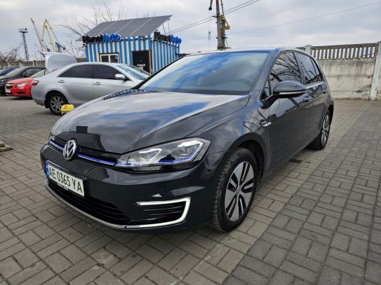 Volkswagen E-golf                          2020г. в рассрочку