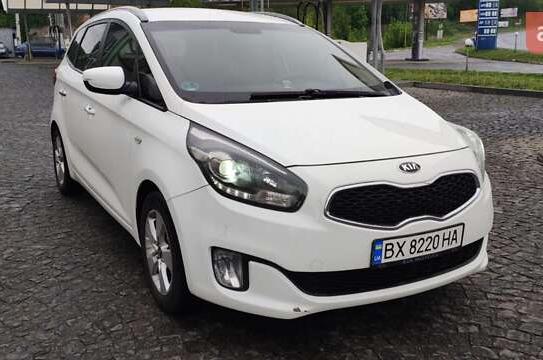 Kia Carens                          2016г. в рассрочку