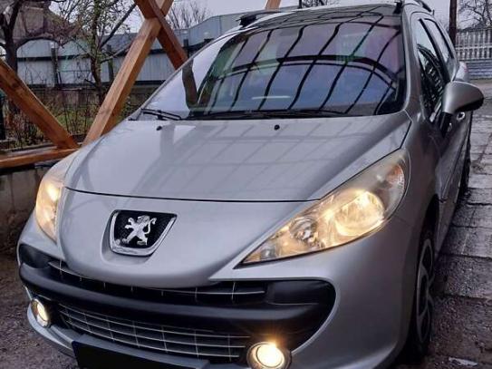 Peugeot 207
                             2007г. в рассрочку