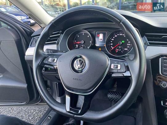Volkswagen Passat
                          2016г. в рассрочку