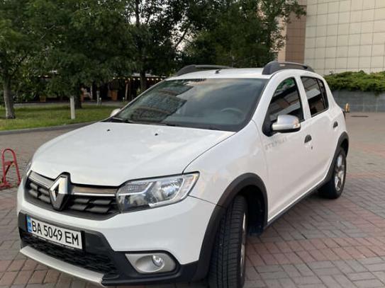 Renault Sandero stepway                 2021г. в рассрочку