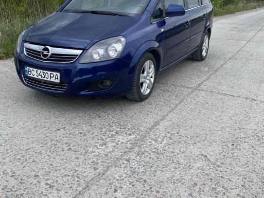 Opel Zafira
                          2010г. в рассрочку