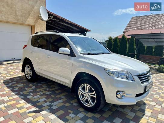 Toyota Rav4 2010g. in Raten