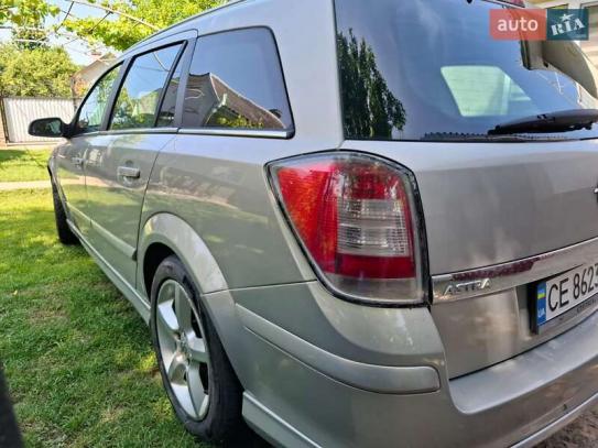Opel Astra                           2008г. в рассрочку